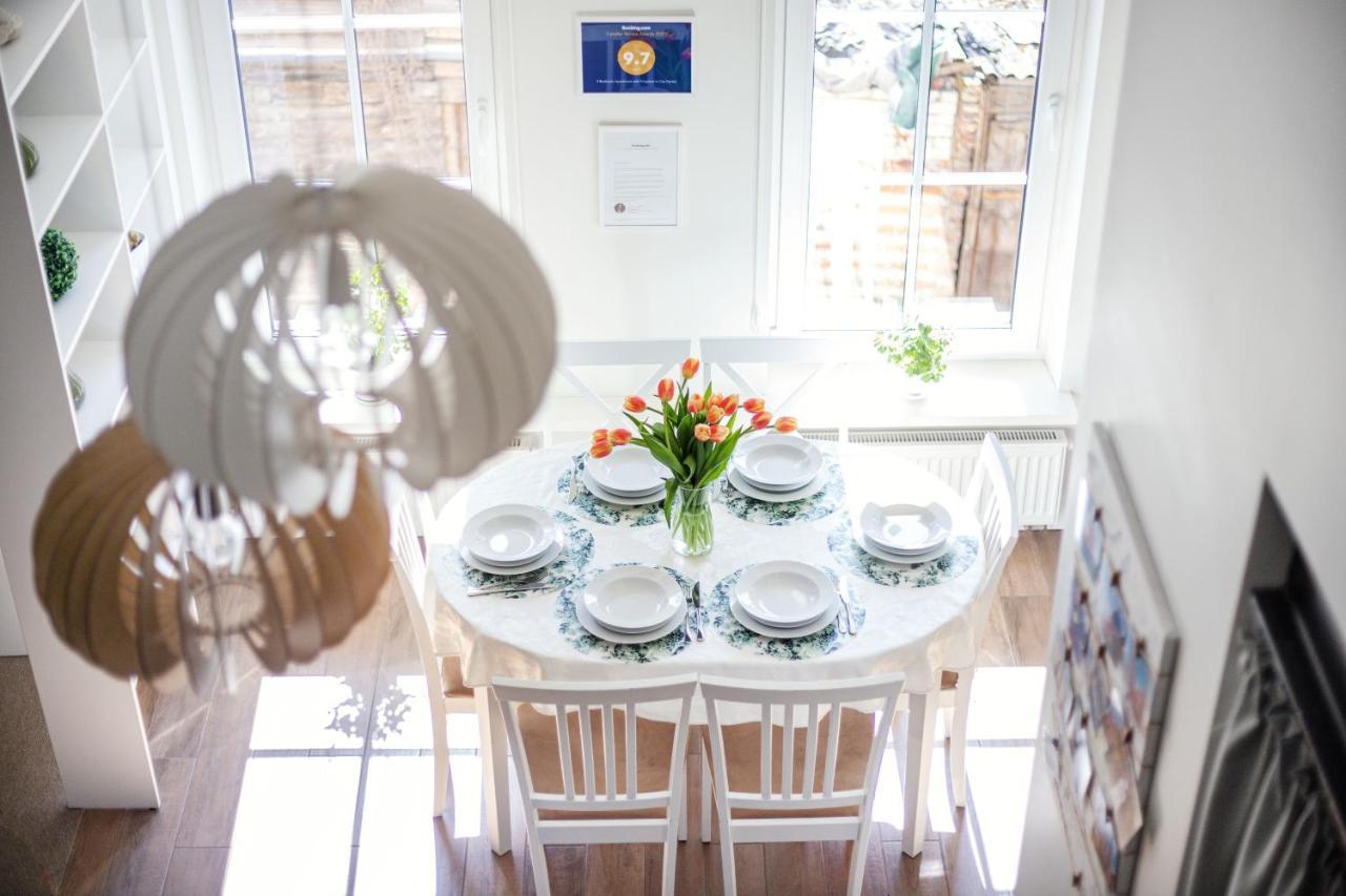 3 Bedroom Apartment 24H Self Check In, Free Parking, Ac, Fireplace Vilnius Exterior photo