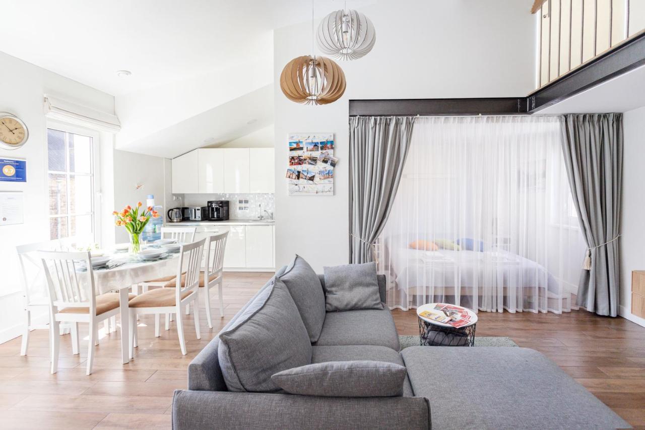 3 Bedroom Apartment 24H Self Check In, Free Parking, Ac, Fireplace Vilnius Exterior photo