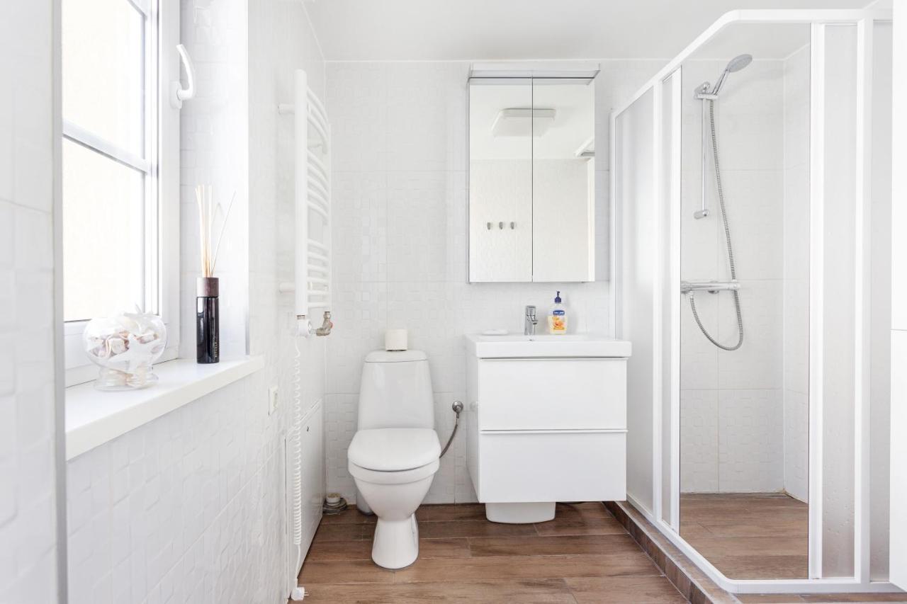 3 Bedroom Apartment 24H Self Check In, Free Parking, Ac, Fireplace Vilnius Exterior photo