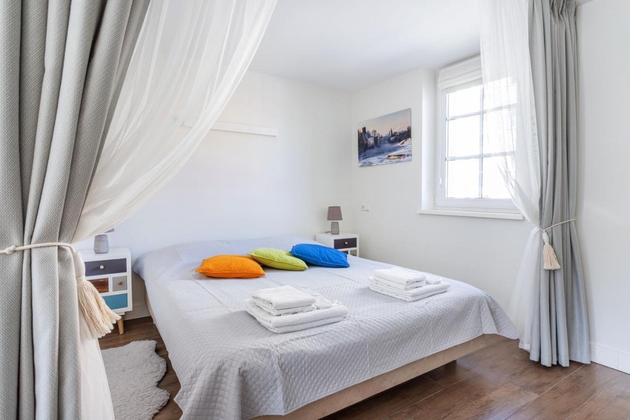 3 Bedroom Apartment 24H Self Check In, Free Parking, Ac, Fireplace Vilnius Exterior photo